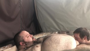 More hot tub fun avec le très bon French twink chaser sub boy